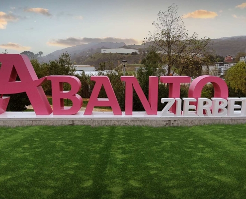letras gigantes en ciudades